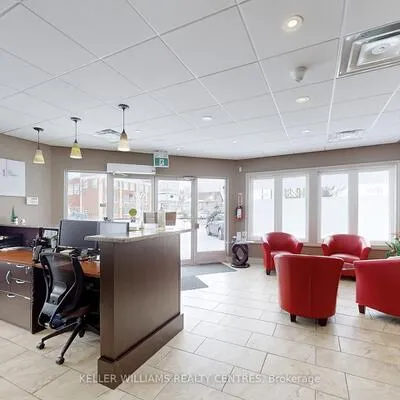 117, Wellington, Aurora Village, Aurora