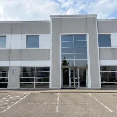 158,&nbsp;Don Hillock, Bayview Northeast, Aurora