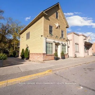 15120, Yonge, Aurora Village, Aurora