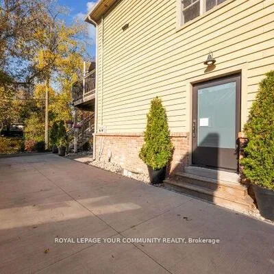 15120, Yonge, Aurora Village, Aurora