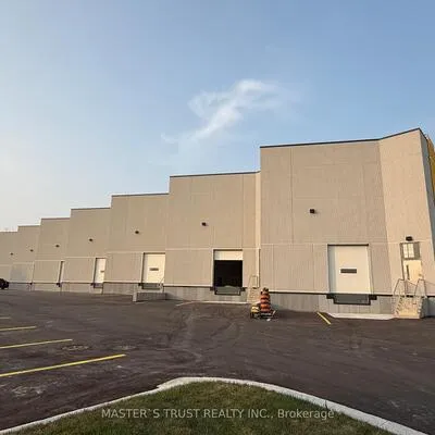 32, Don Hillock, Bayview Southeast, Aurora