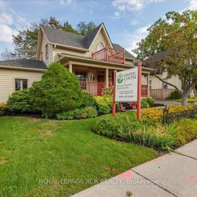 50, Wellington, Aurora Village, Aurora