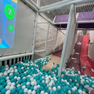 43, First Commerce, Bayview Northeast, Aurora