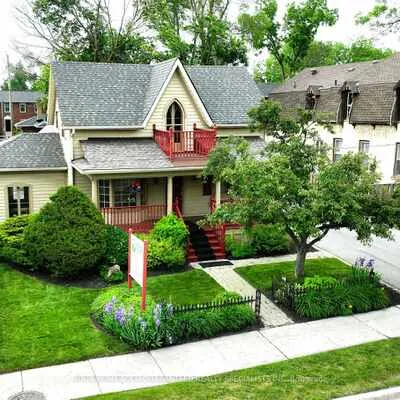 50,&nbsp;Wellington, Aurora Village, Aurora