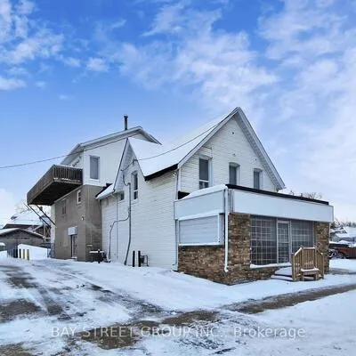 66, Maple, City Centre, Barrie