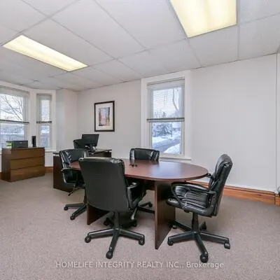 25, Berczy, Codrington, Barrie