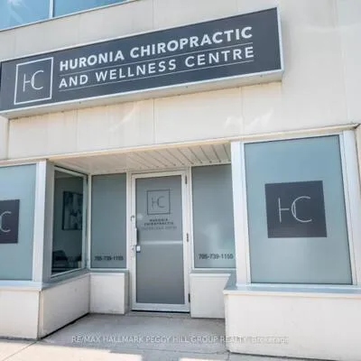 353,&nbsp;Saunders, 400 East, Barrie