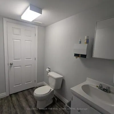 284,&nbsp;Dunlop, 400 North, Barrie