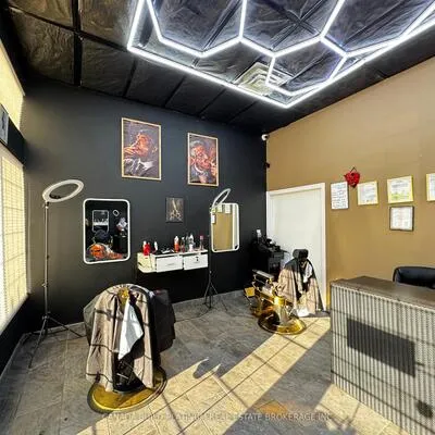 418, Blake, Codrington, Barrie