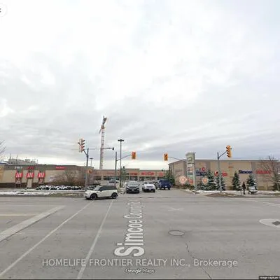 642, Yonge, Painswick South, Barrie