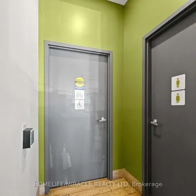 353, Duckworth, Grove East, Barrie