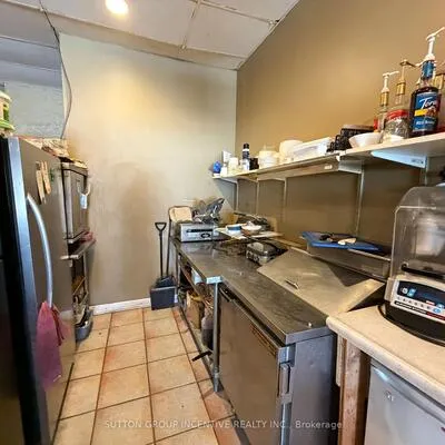 221, Cundles, Cundles East, Barrie