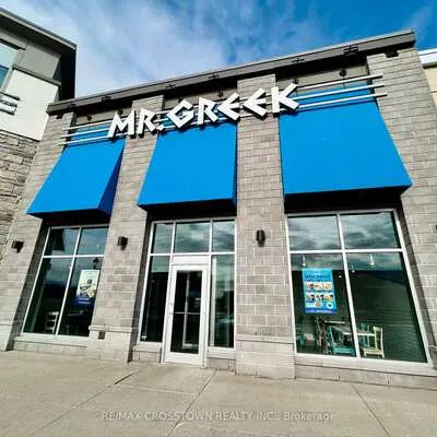 90,&nbsp;Park Place, 400 East, Barrie
