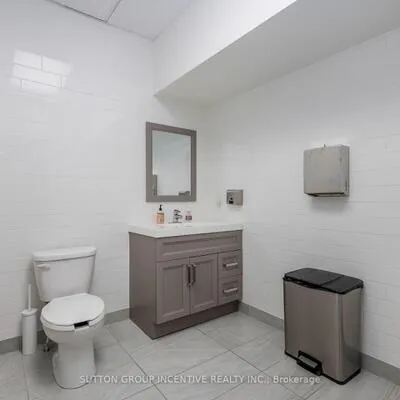 647,&nbsp;Welham, 400 East, Barrie