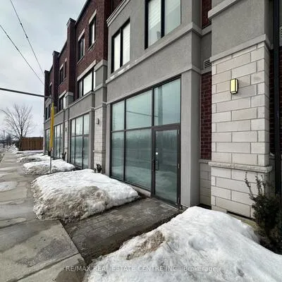 200,&nbsp;Dissette, Bradford, Bradford West Gwillimbury