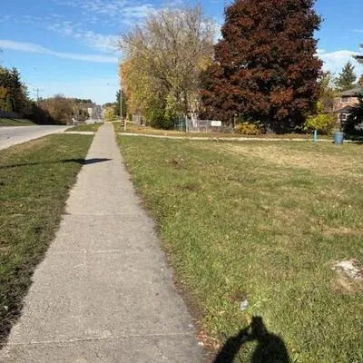 281,&nbsp;Barrie, Bradford, Bradford West Gwillimbury