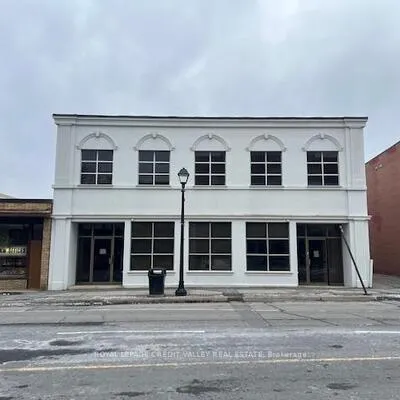 32,&nbsp;Queen, Downtown Brampton, Brampton