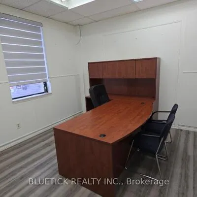 1055,&nbsp;Clark, Bramalea Road South Gateway, Brampton
