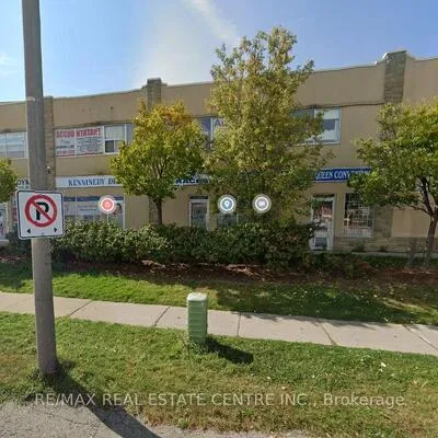 49,&nbsp;Hillcrest, Queen Street Corridor, Brampton