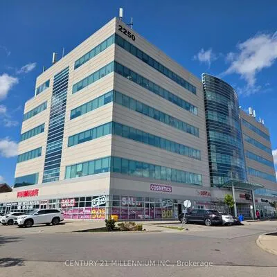 2250,&nbsp;Bovaird, Sandringham-Wellington, Brampton