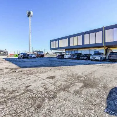 1300,&nbsp;Steeles, Bramalea West Industrial, Brampton