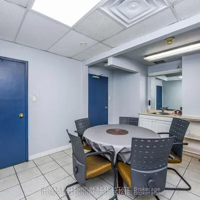1300,&nbsp;Steeles, Bramalea West Industrial, Brampton
