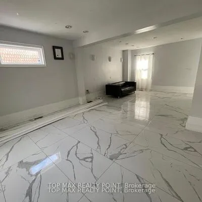 157,&nbsp;Queen, Downtown Brampton, Brampton