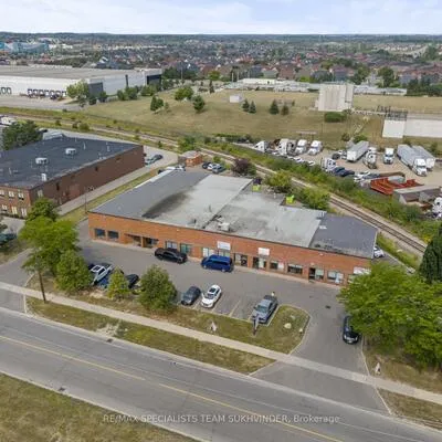 38, Automatic, Gore Industrial North, Brampton