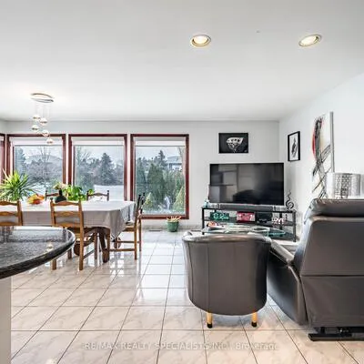 9186, Goreway, Goreway Drive Corridor, Brampton