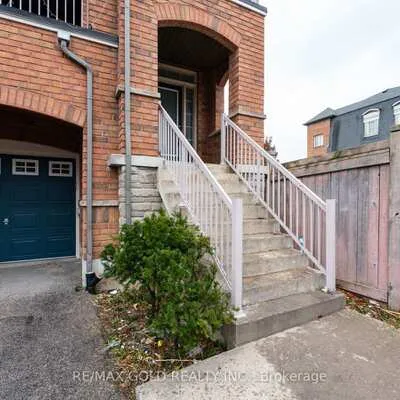 45, Seachart, Brampton East, Brampton