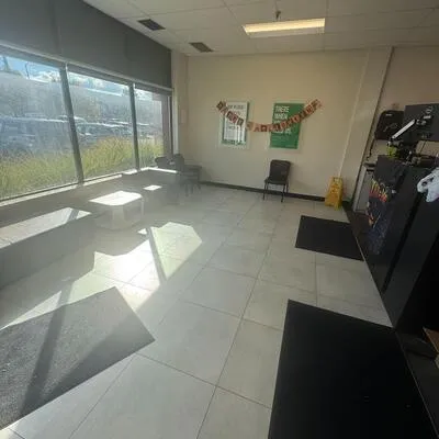 2074, Steeles, Southgate, Brampton