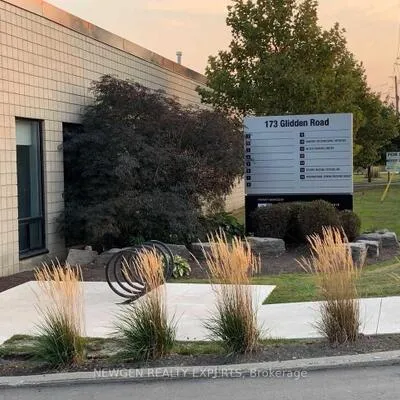 173, Glidden, Bram East, Brampton