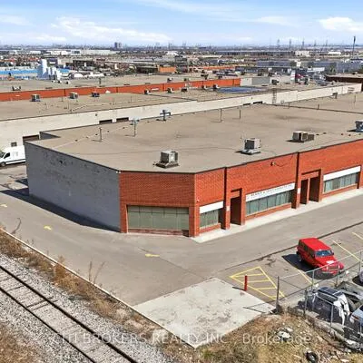 2074,&nbsp;Steeles, Southgate, Brampton