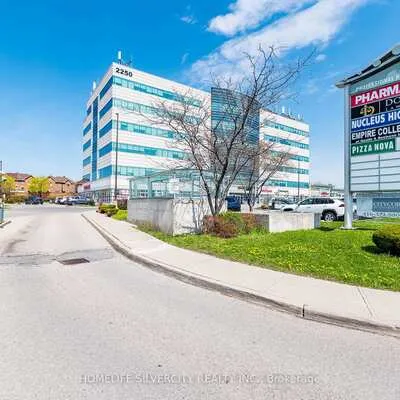 2250,&nbsp;Bovaird, Sandringham-Wellington, Brampton