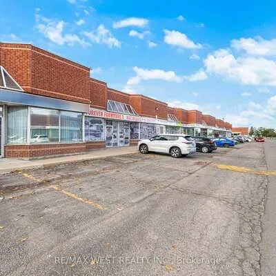 2565,&nbsp;Steeles, Steeles Industrial, Brampton