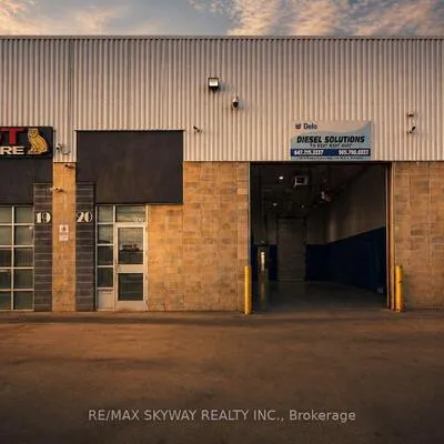 2070,&nbsp;Steeles, Southgate, Brampton