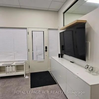 18, King, Bolton East, Caledon