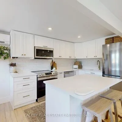 23, Queen, Cookstown, Innisfil