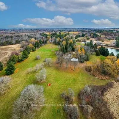 250, South Summit Farm, King City, King