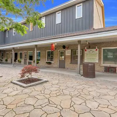 17250,&nbsp;Highway 27, Schomberg, King