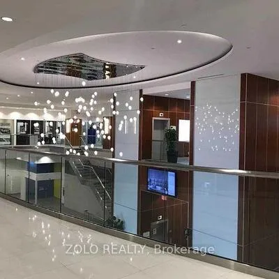 7163,&nbsp;YONGE, Grandview, Markham