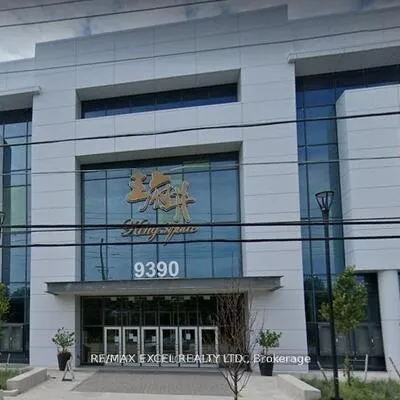 9390,&nbsp;Woodbine, Cachet, Markham