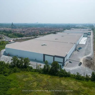 10490,&nbsp;Woodbine, Cathedraltown, Markham