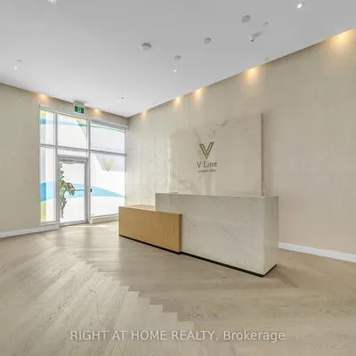 7191,&nbsp;Yonge, Grandview, Markham