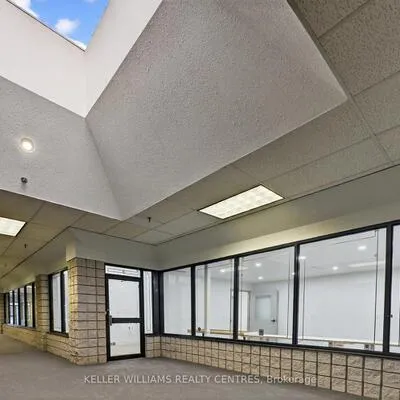 570,&nbsp;Hood, Milliken Mills West, Markham