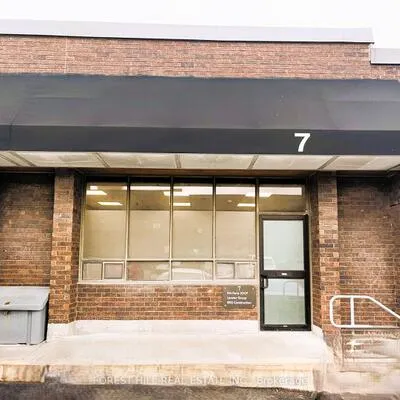90,&nbsp;Esna Park, Milliken Mills West, Markham