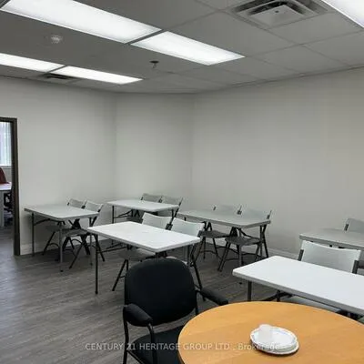 344,&nbsp;John, Aileen-Willowbrook, Markham
