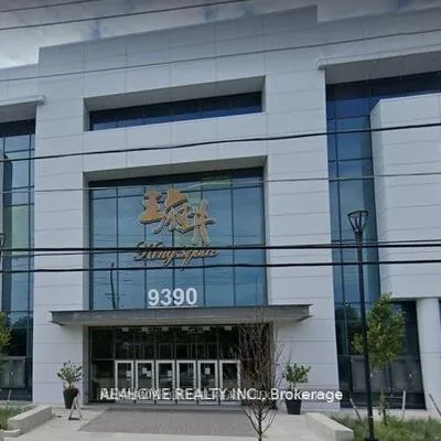 9390,&nbsp;Woodbine, Cachet, Markham