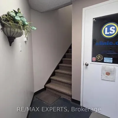 400,&nbsp;Esna Park, Milliken Mills West, Markham