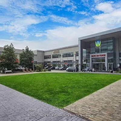 7181,&nbsp;Yonge, Thornhill, Markham